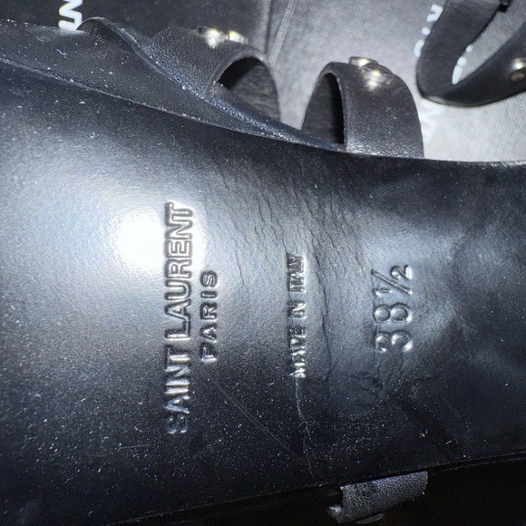 Yves Saint Laurent Black Leather Classic Tribute
Studded T-strap Platforms - Picture 8 of 10